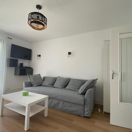 Beautiful Flat For 4 Very Closed To The Beach Cabourg Kültér fotó